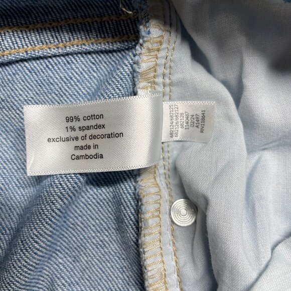 NWT Lane Bryant Womems Blue Embroidered Mid Rise Boyfriend Capri Jeans Size 14P - Picture 7 of 11